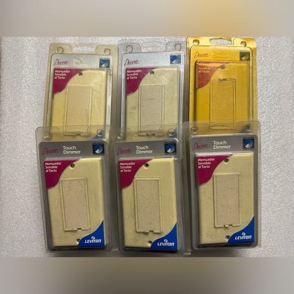 Lot of 36 Leviton Light Switches and Outlets. See Listing For Details. - Picture 6 of 16